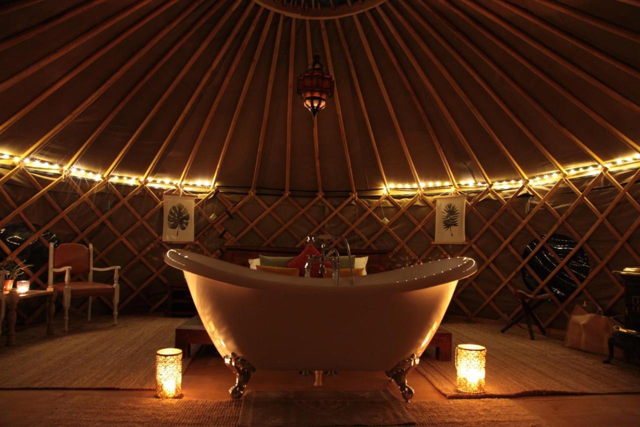 Cerchio Del Desiderio Glamping Retreat Hotel Pescara Bagian luar foto